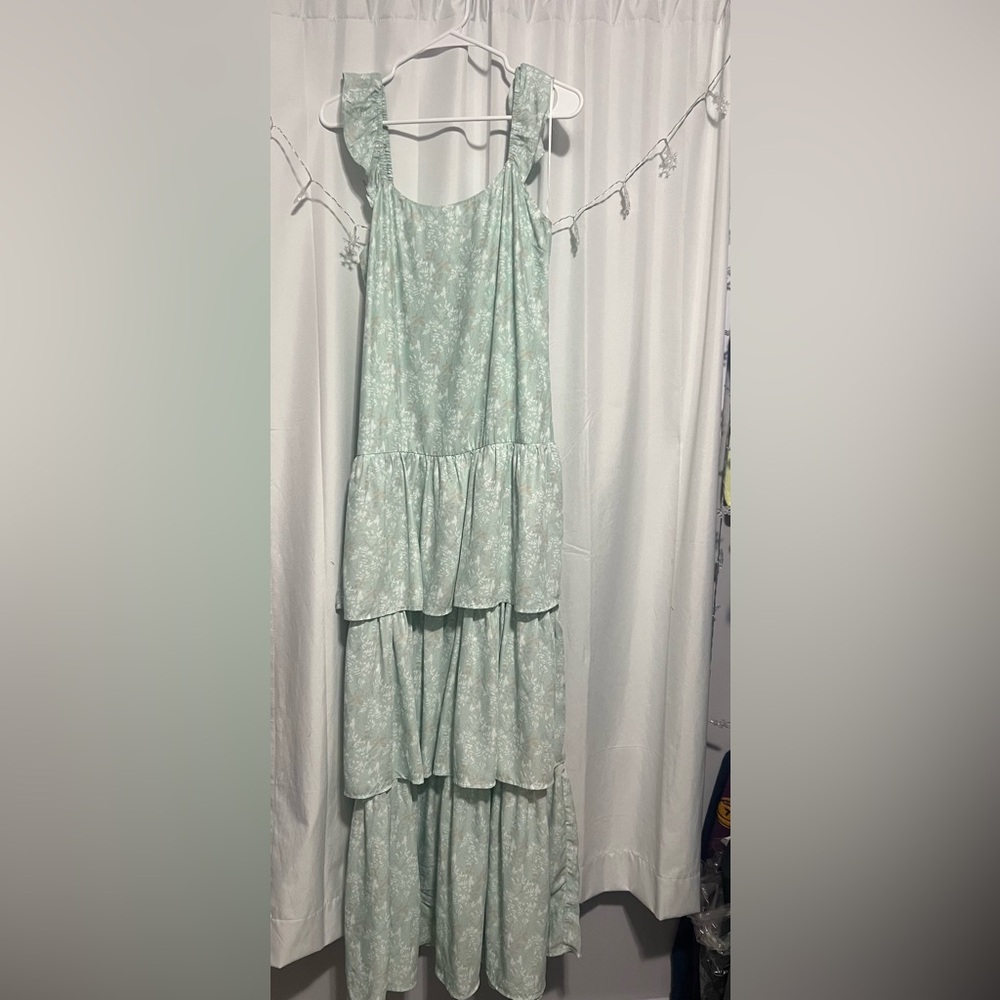 Floral Tiered Maxi Dress